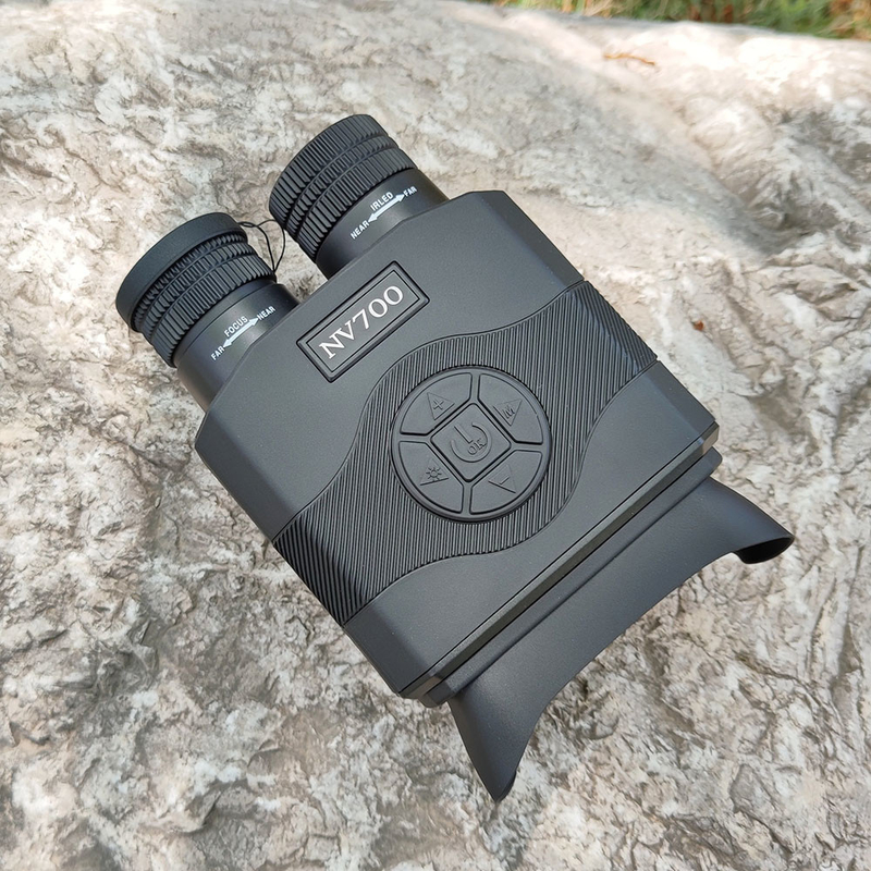 3.5'' LCD NV700 Night Vision Goggles Binocular 100% Darkness Digital Zoom Telescope
